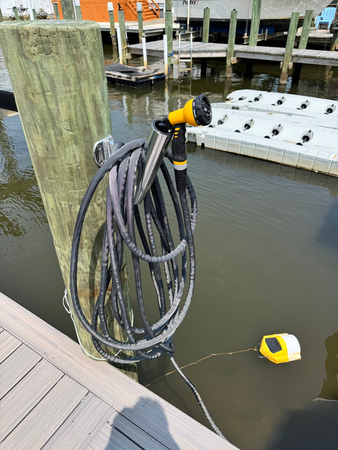 Piling mounted Rod/ Flag Holder